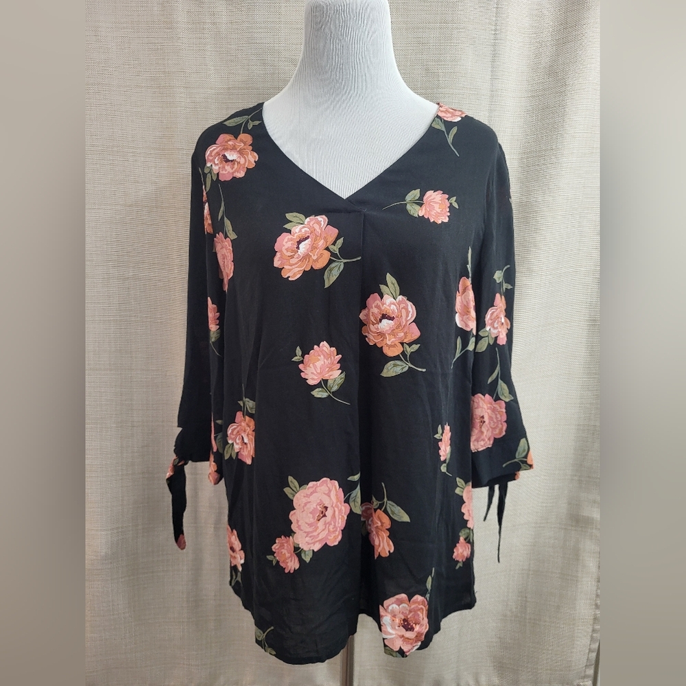 Brina & Em Women’s 3/4 Sleeve Black Floral Blouse Lightweight Stitch‎ Fix Size M